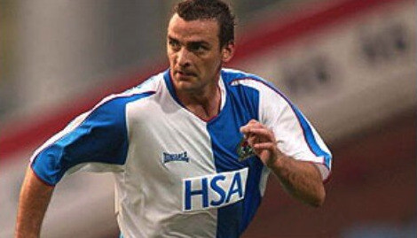 Vistiendo la camiseta del Blackburn Rovers